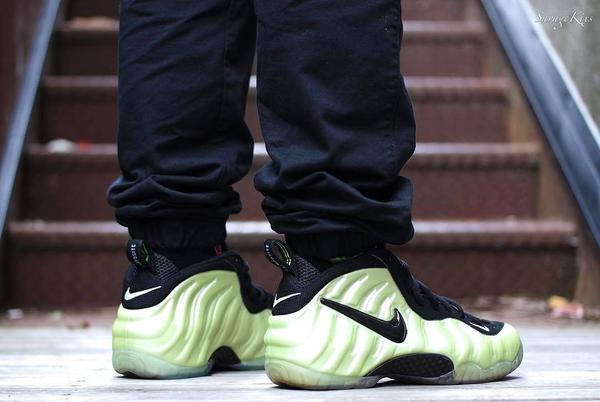 黑色版青苹果耐克(耐克黑色壁纸ios)-第7张图片-有道翻译官网