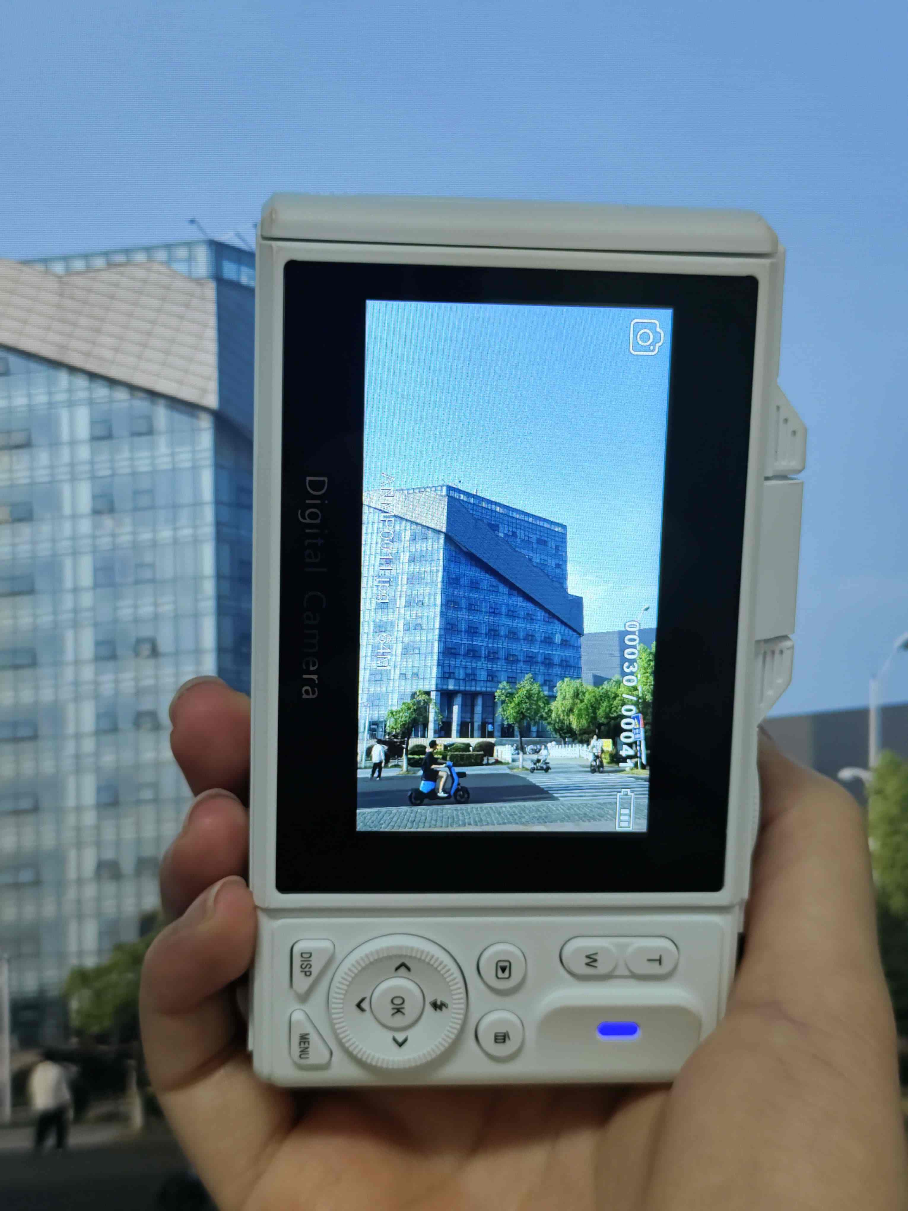 苹果手机wifi版照相(苹果手机怎么连接相机wifi)-第9张图片-有道翻译官网 苹果手机wifi版照相(苹果手机怎么连接相机wifi)-第9张图片-有道翻译官网